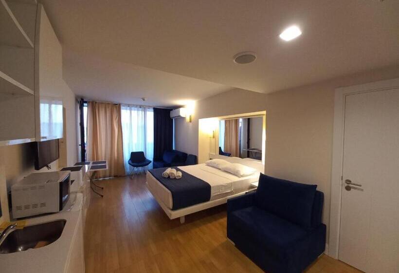 هتل Orbi City Apartments