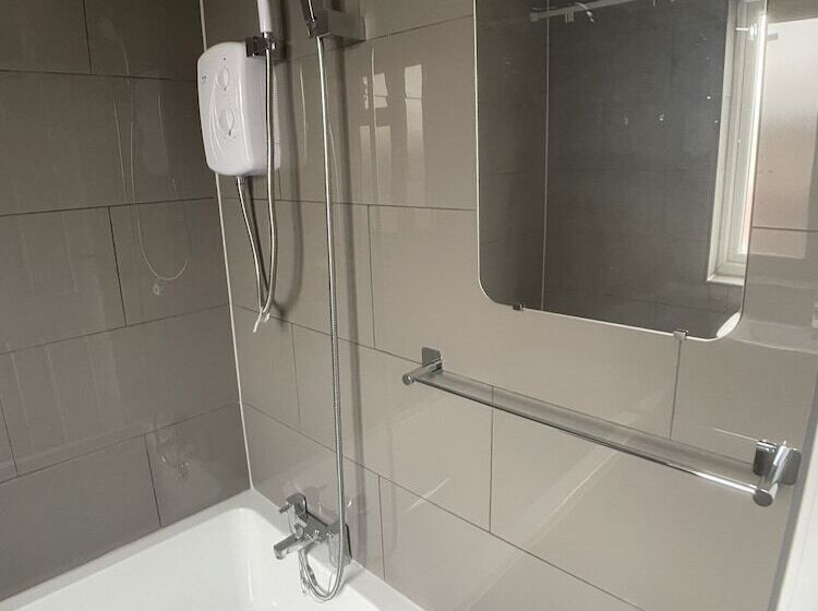 بنسيون Richmond House