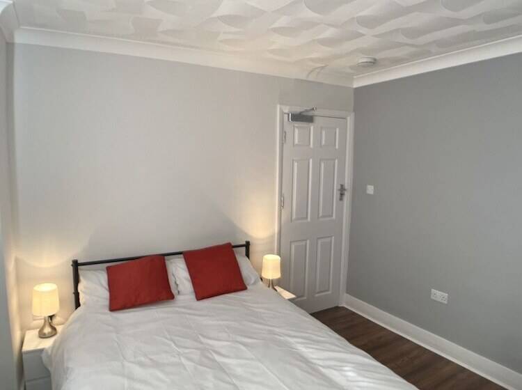 بنسيون Richmond House