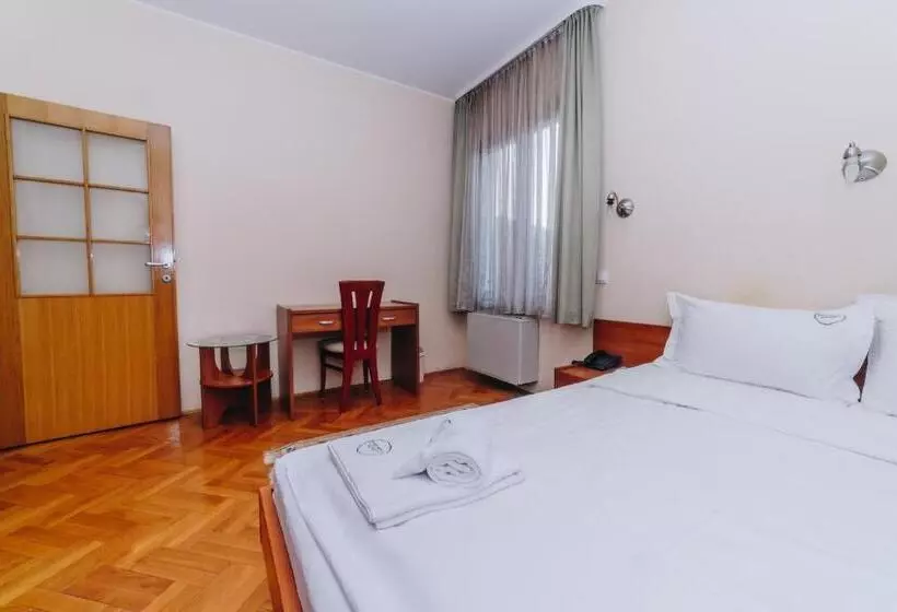 هتل Madison Kragujevac