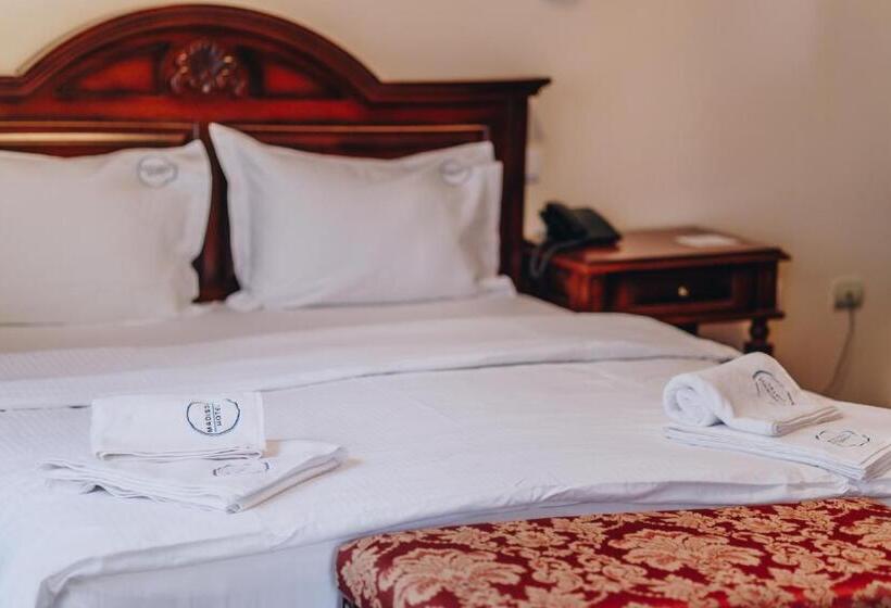 هتل Madison Kragujevac