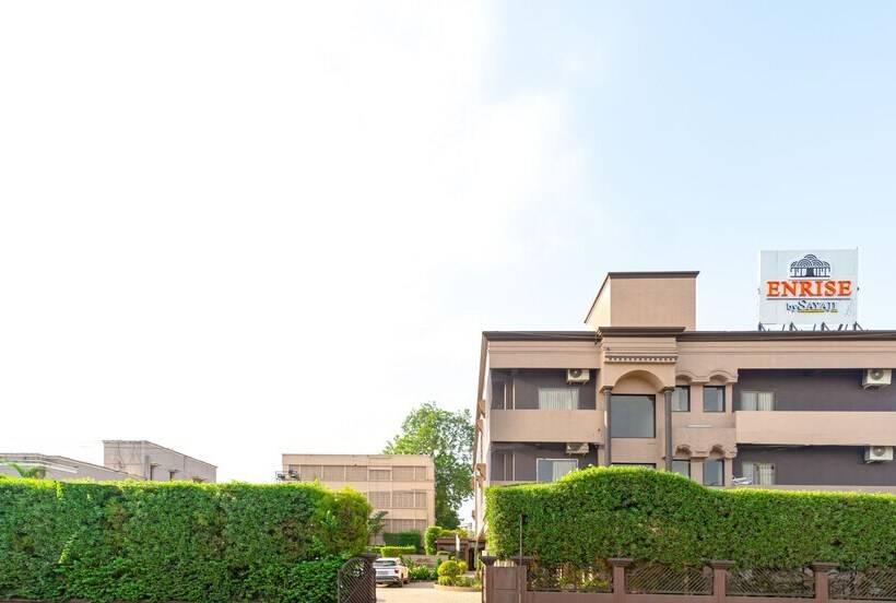 호텔 Enrise By Sayaji Harda