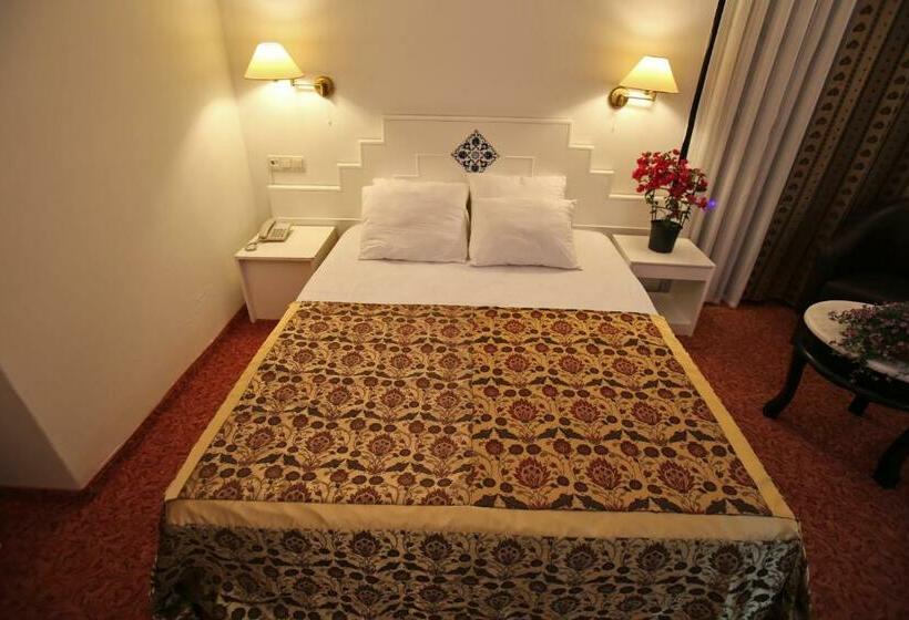 בית מלון כפרי Green Valley Boutique