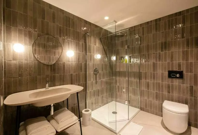 Hotelli Laceby Manor   Spa & Golf Resort