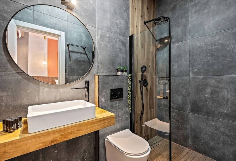 Hotel Old City Boutique   By La Finca