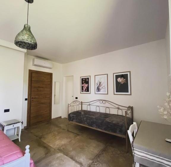 هتل Villa Tadina