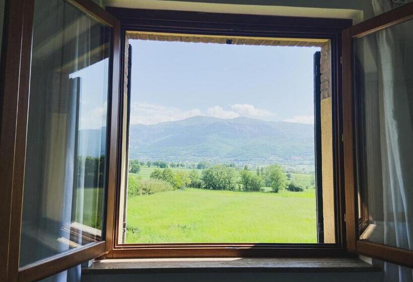 هتل Villa Tadina