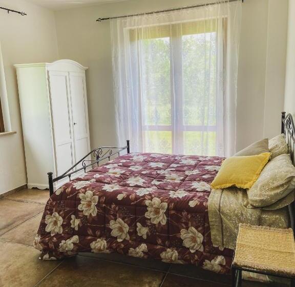 هتل Villa Tadina