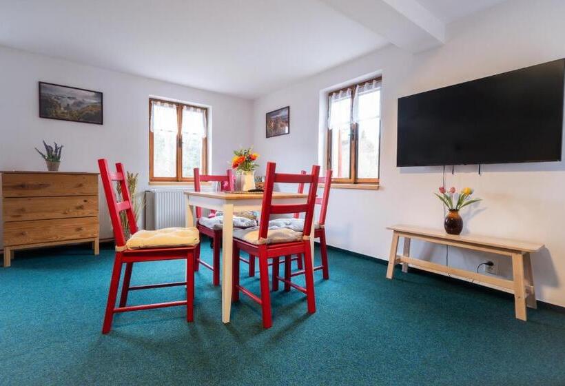 ペンション Penzion Na Výšinkách, Jetřichovice, české švýcarsko