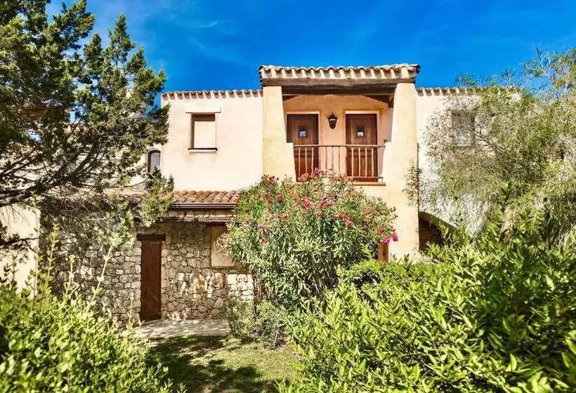 Residence Con Piscina A Liscia Di Vacca, 350 Mt Dal Mare, 3 Km Da Porto Cervo