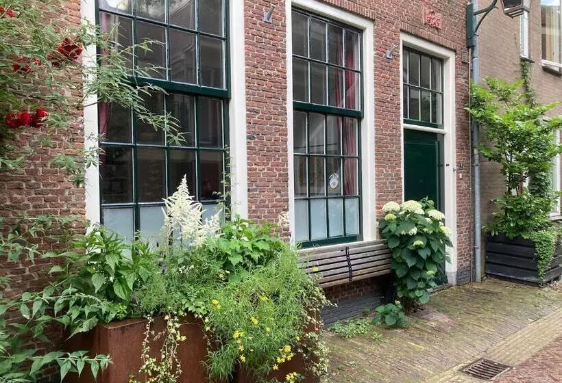 Aamiaismajoitus (B&B) Guesthouseone