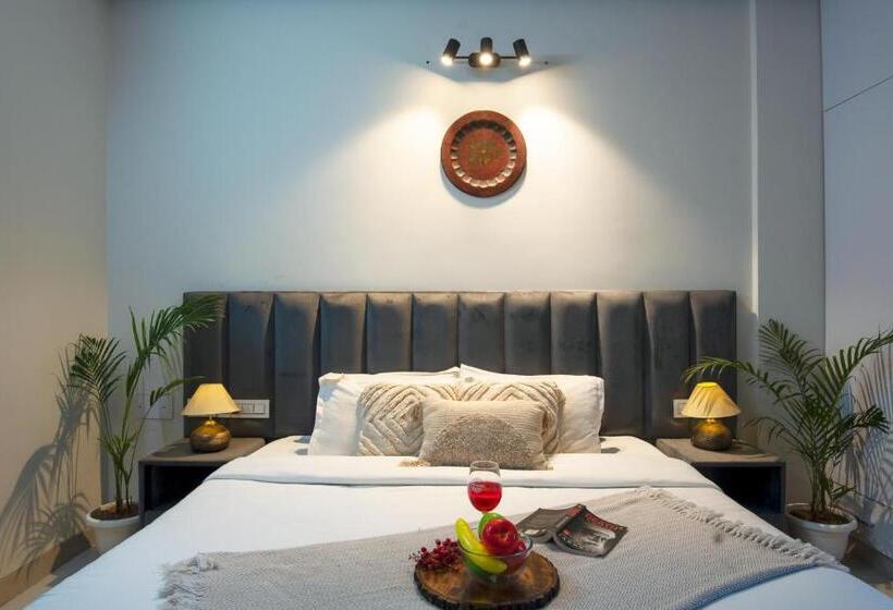 Bedchambers Serviced Apartment, Medicity