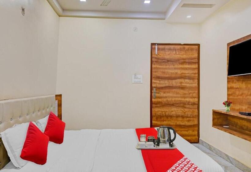 Flagship Hotel Sai Palace