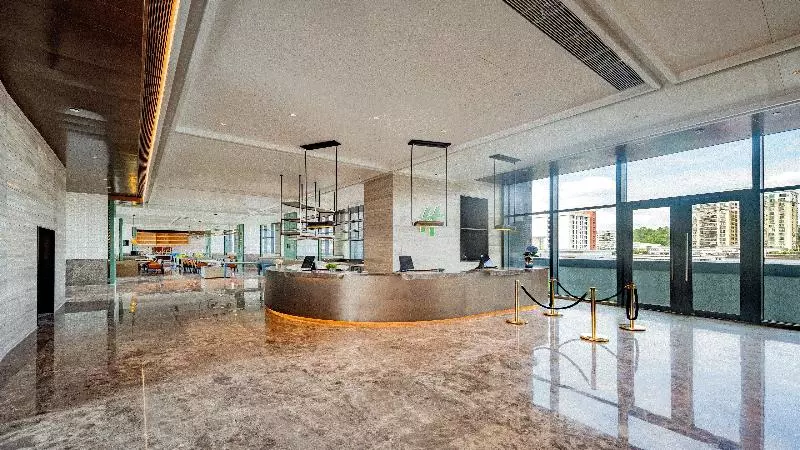 ホテル Holiday Inn Zhuhai City Center, An Ihg