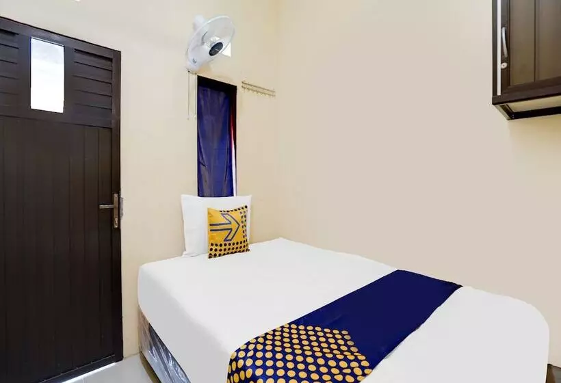 Hotelli Spot On 91883 Kost 2 Putra Syariah