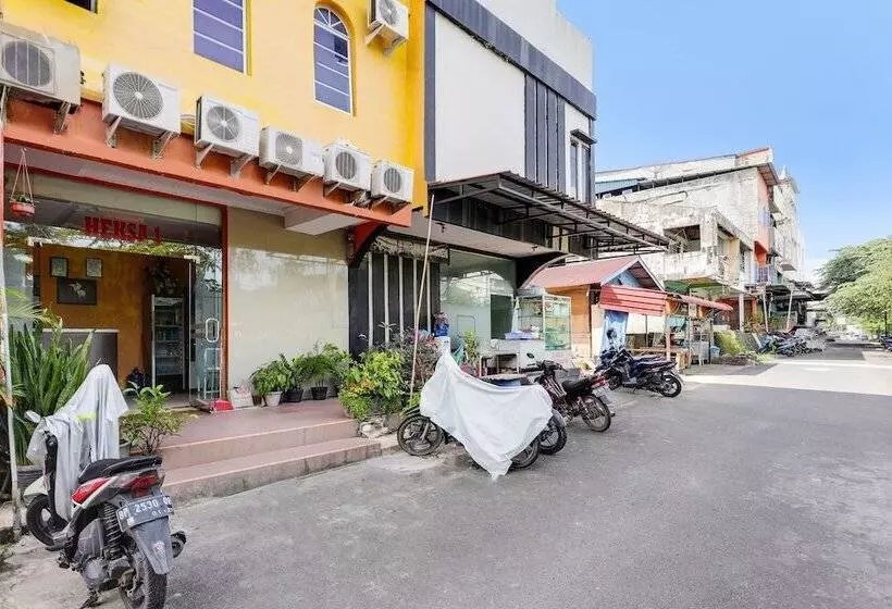 Hotelli Spot On 91885 Wisma Heksa