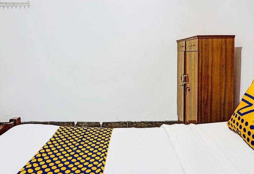 Hotel Spot On 91896 Kost Bu Dewi Syariah