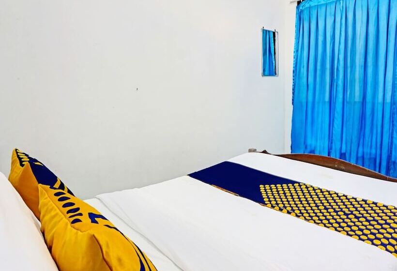 Hotel Spot On 91896 Kost Bu Dewi Syariah