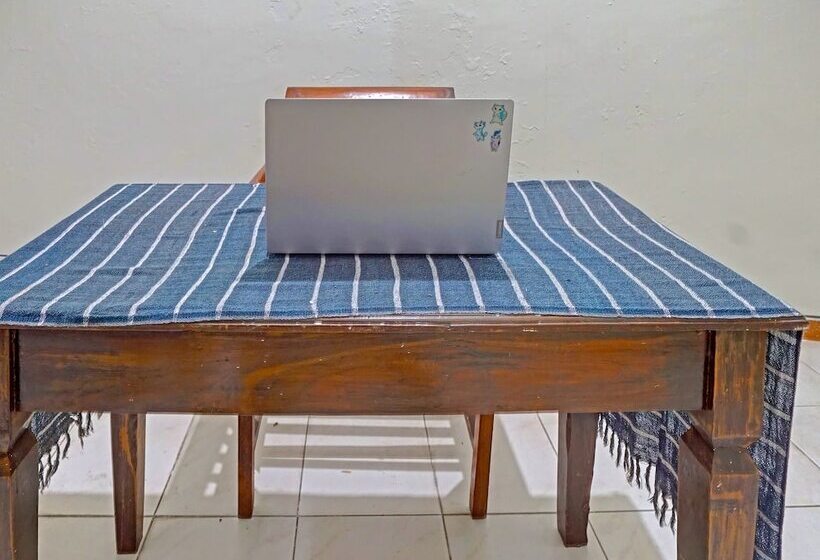 Hotel Spot On 91896 Kost Bu Dewi Syariah