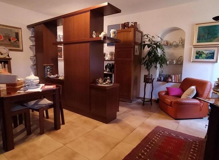 بنسيون Rua Dell Arco 11