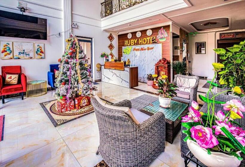 Ruby Hotel Vĩnh Long