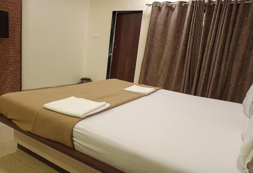Hotel Apratim Lodging & Boarding
