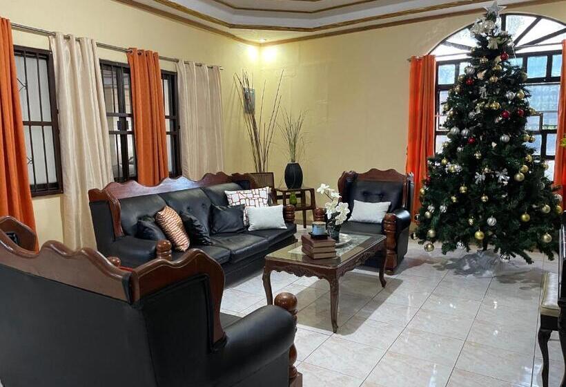 פנסיון Mt View Rock Getaways Home