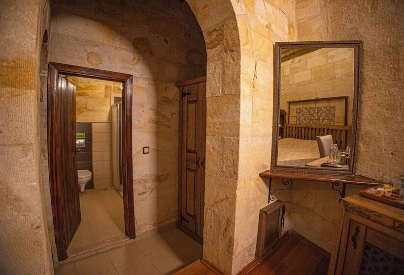 هتل Pietra Cave Suites