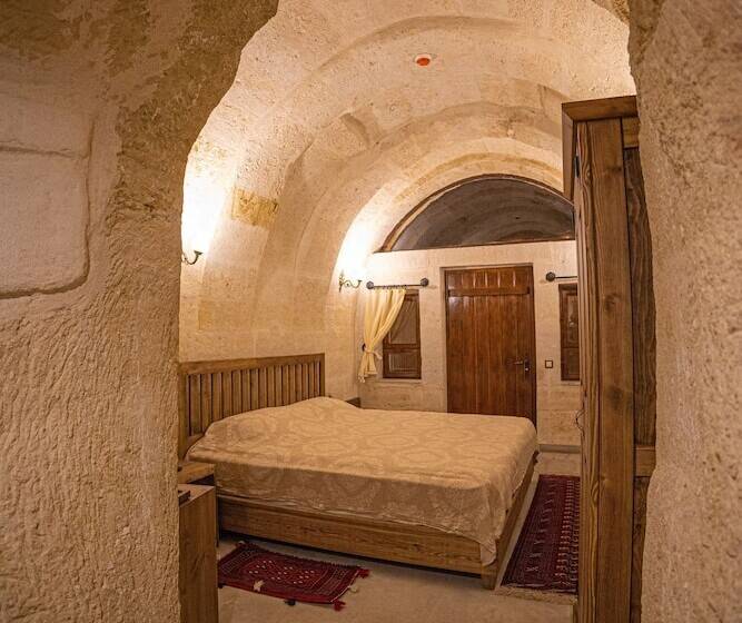 هتل Pietra Cave Suites