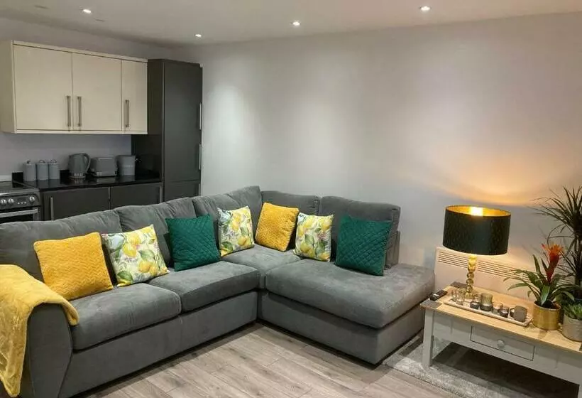 ペンション Me Old Abode Entire Garden Cabin Near The Sea