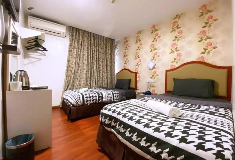 Mr Hotel Nusa Bestari