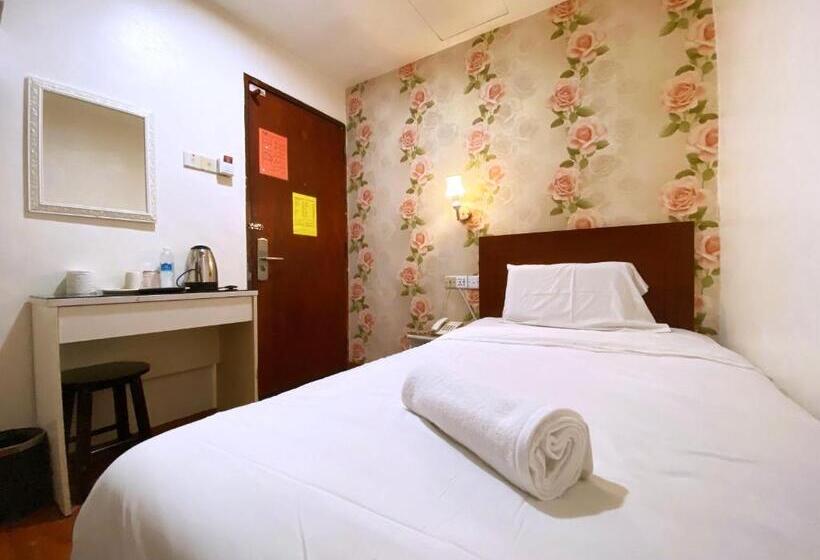 Mr Hotel Nusa Bestari