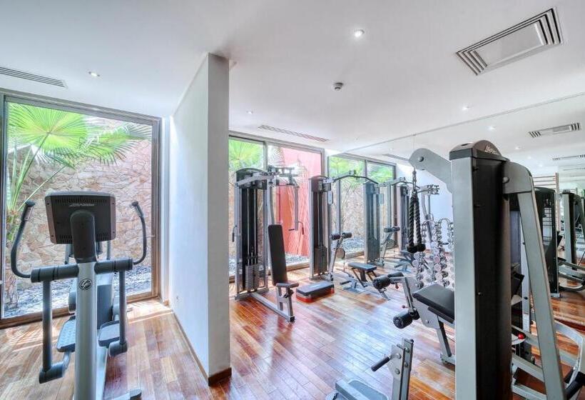 Отель Akwa Palace Douala