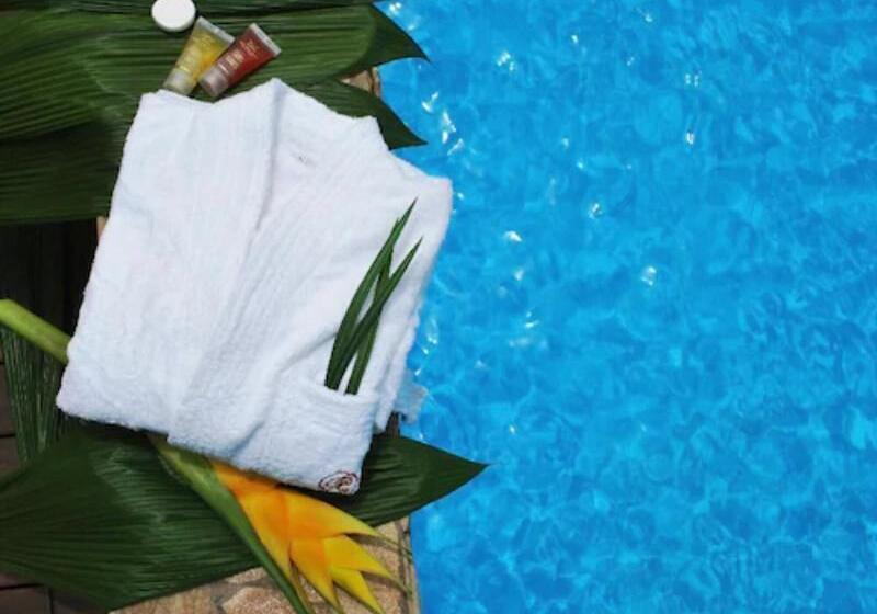 Отель Akwa Palace Douala