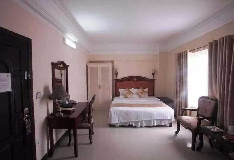 هتل Classic Hoang Long