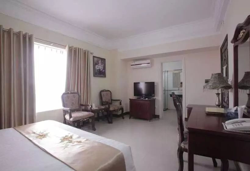 هتل Classic Hoang Long