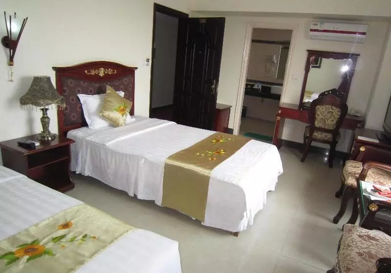 هتل Classic Hoang Long