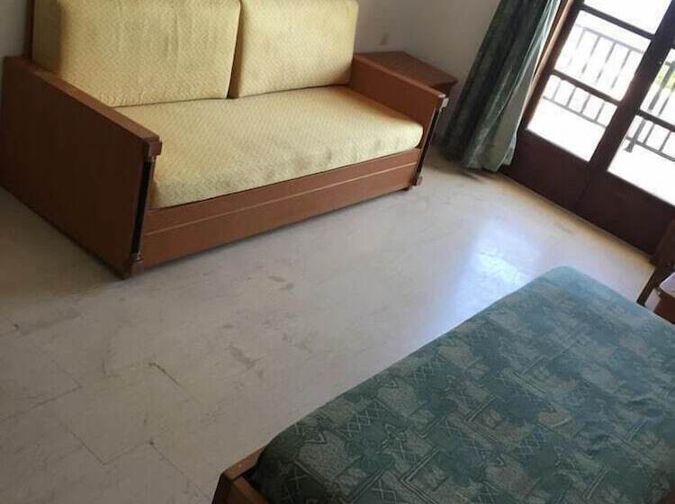 فندق Diamond Beach Apts & Studios