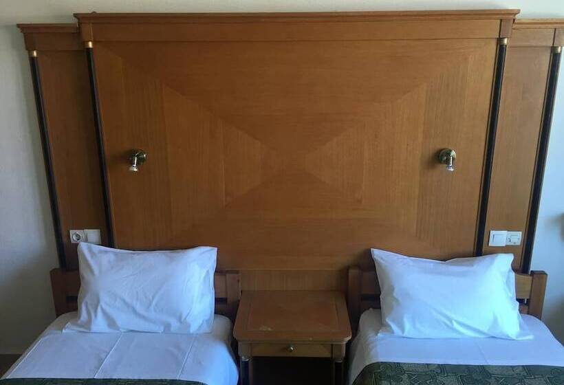 فندق Diamond Beach Apts & Studios