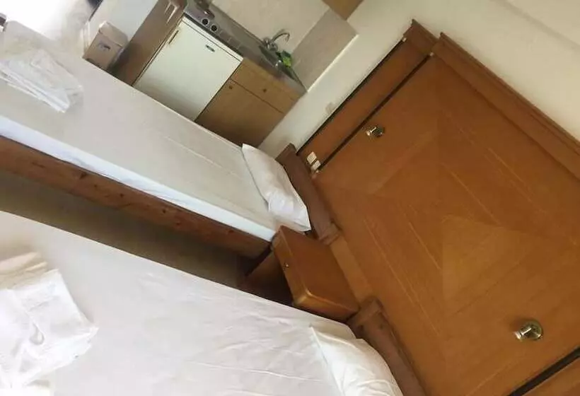 호텔 Diamond Beach Apts & Studios