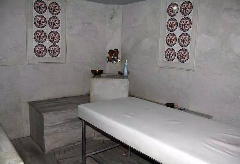 هتل Phuntsho Pelri