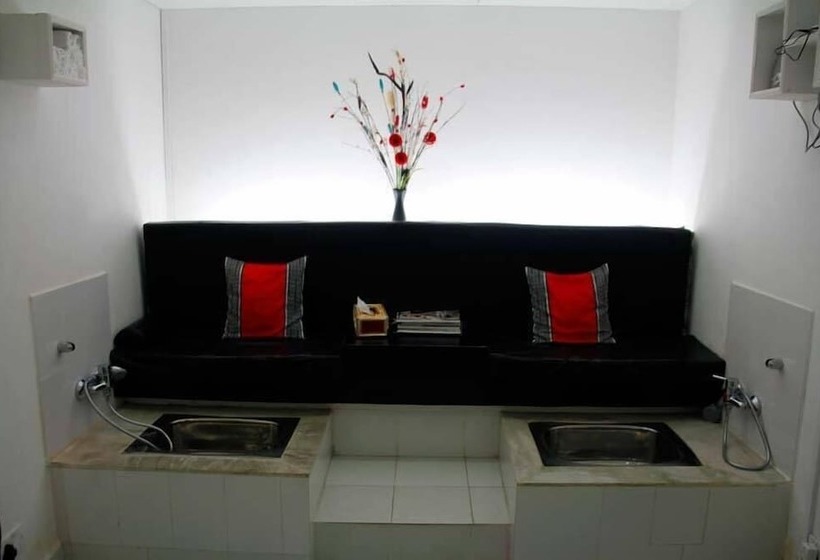 هتل Phuntsho Pelri