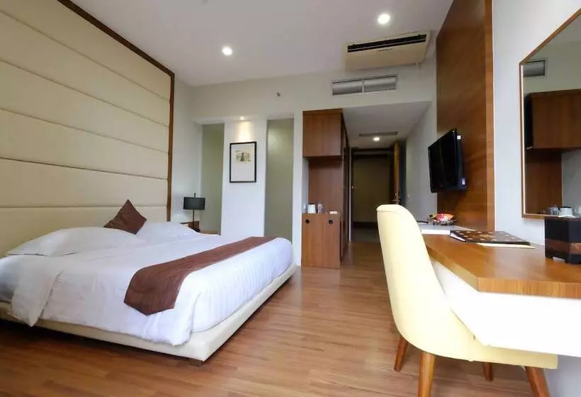 Отель Taman Dayu Golf Club And Resort