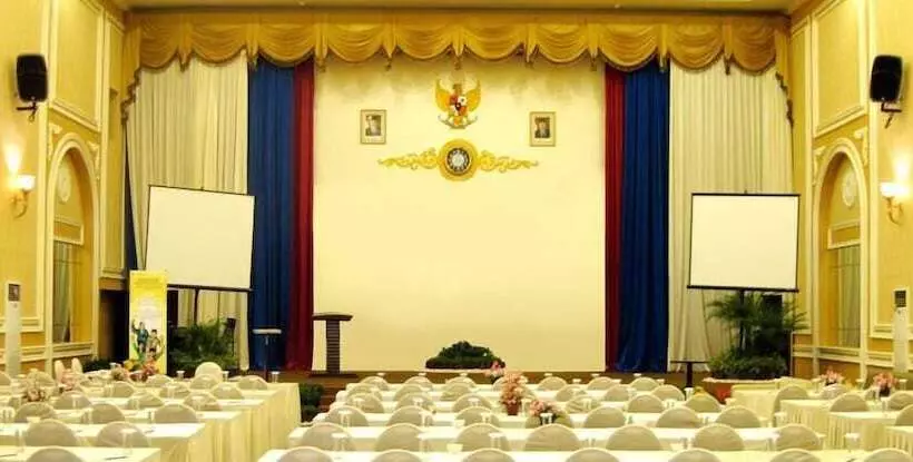 Hotell Aliante Malang