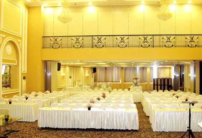 Hotell Aliante Malang