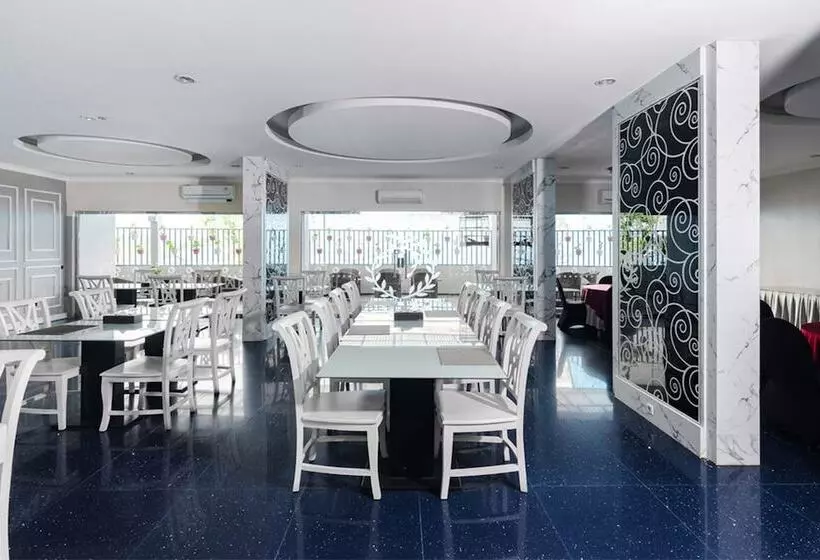 Hotell Aliante Malang