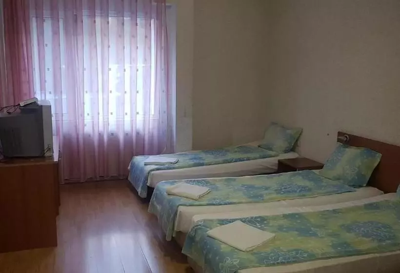 בית מלון כפרי Zora