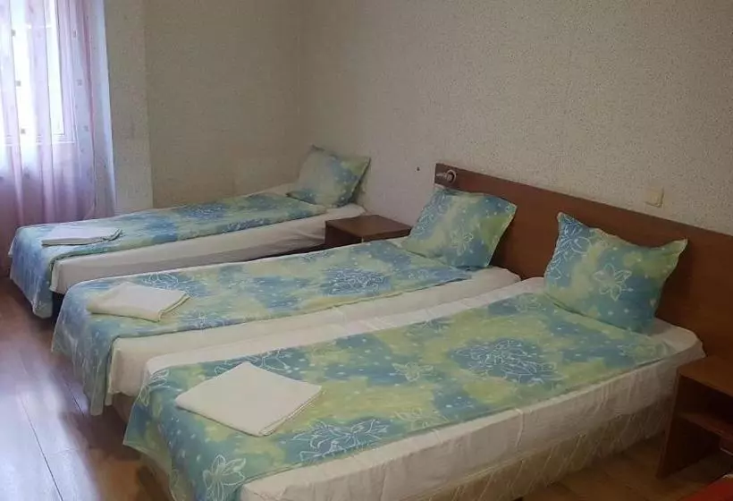 בית מלון כפרי Zora