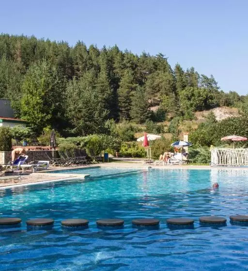 בית מלון כפרי Zora