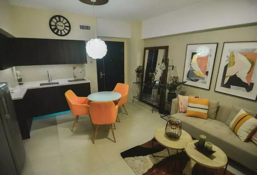 Aeon Suites Staycation Managed By Aria